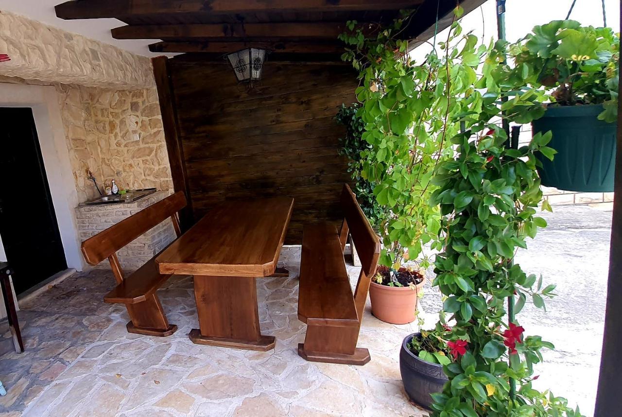 Holiday Home Jakov Bibinje Luaran gambar