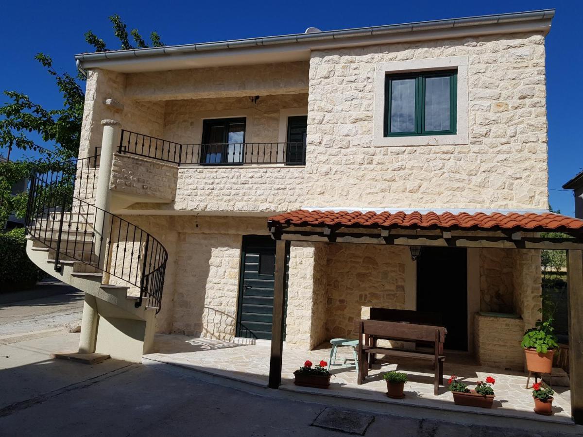 Holiday Home Jakov Bibinje Luaran gambar